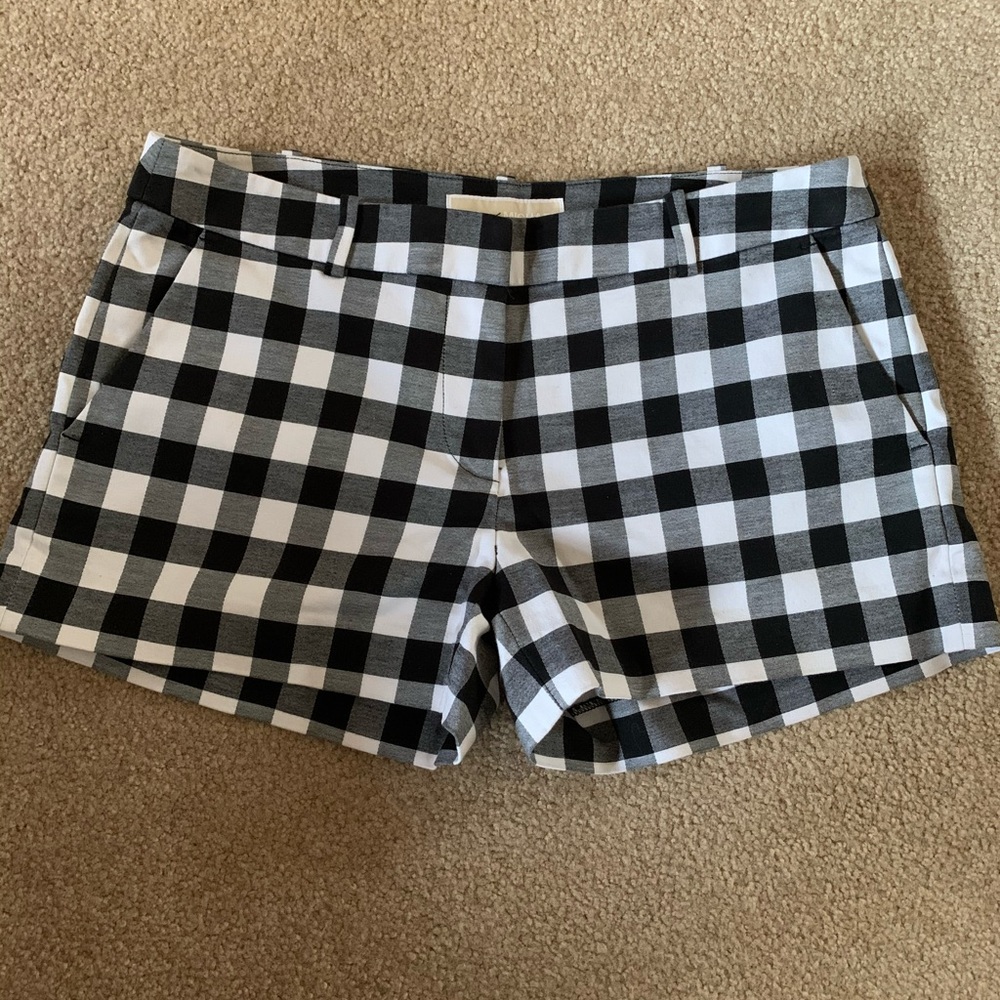 Michael Kors shorts black & white checkered shorty shorts size 2